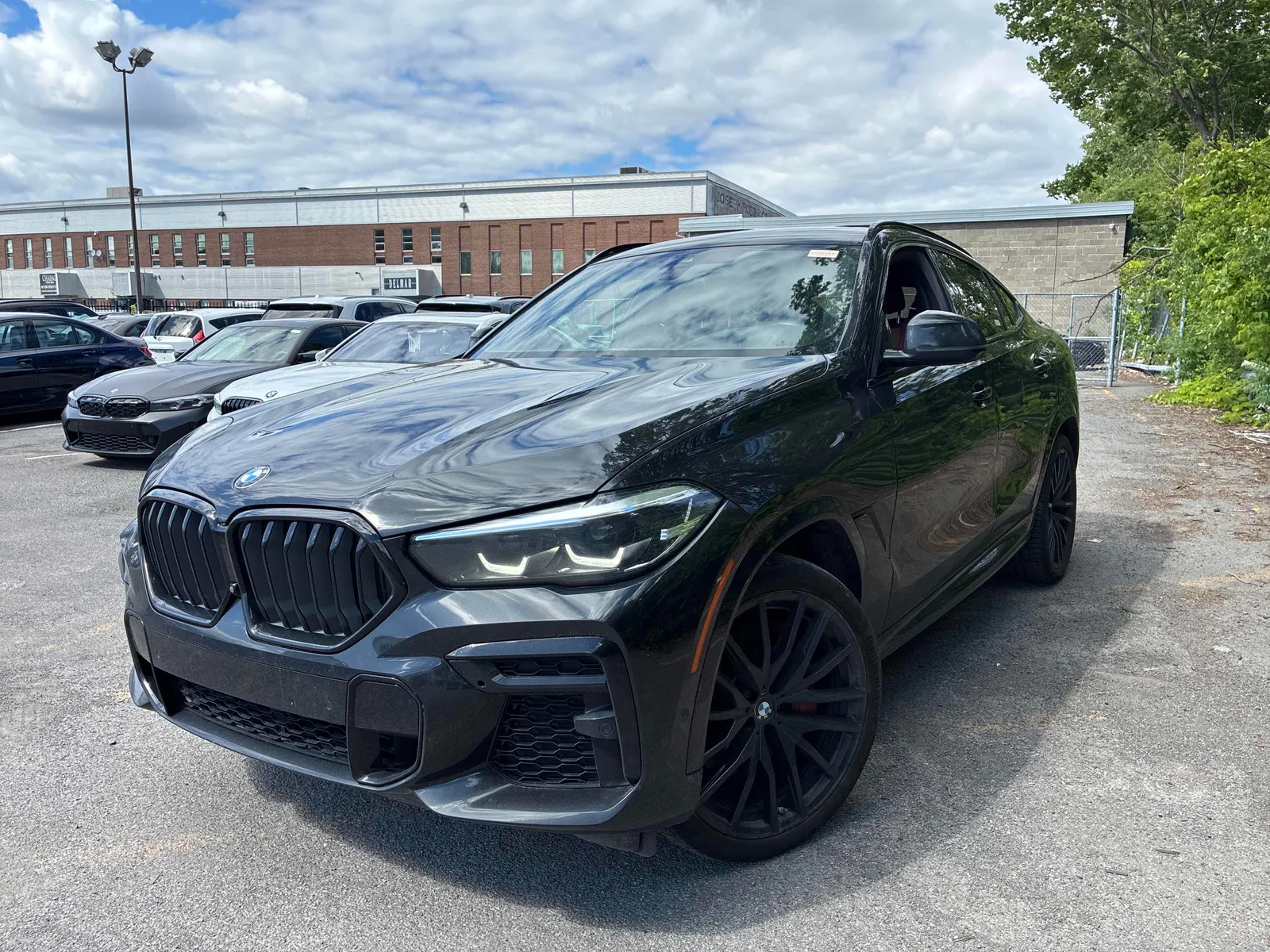 2022 BMW X6
