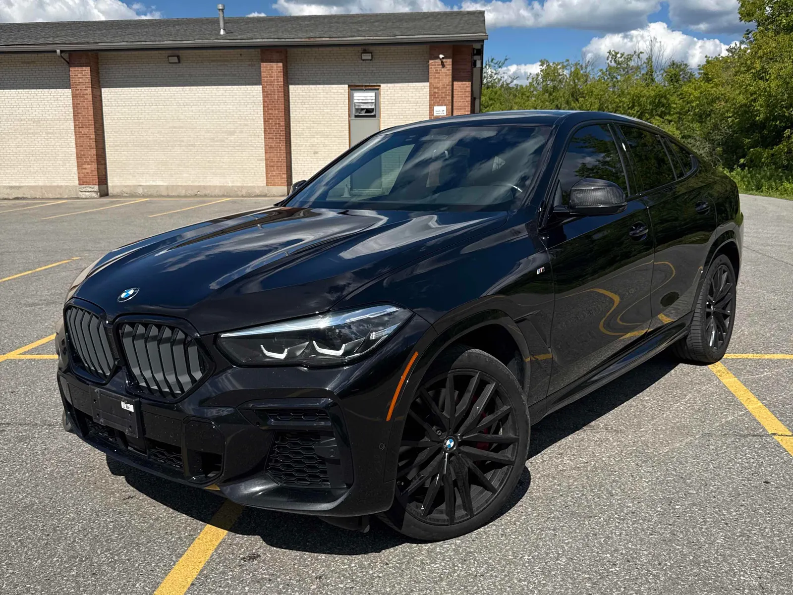 2023 BMW X6