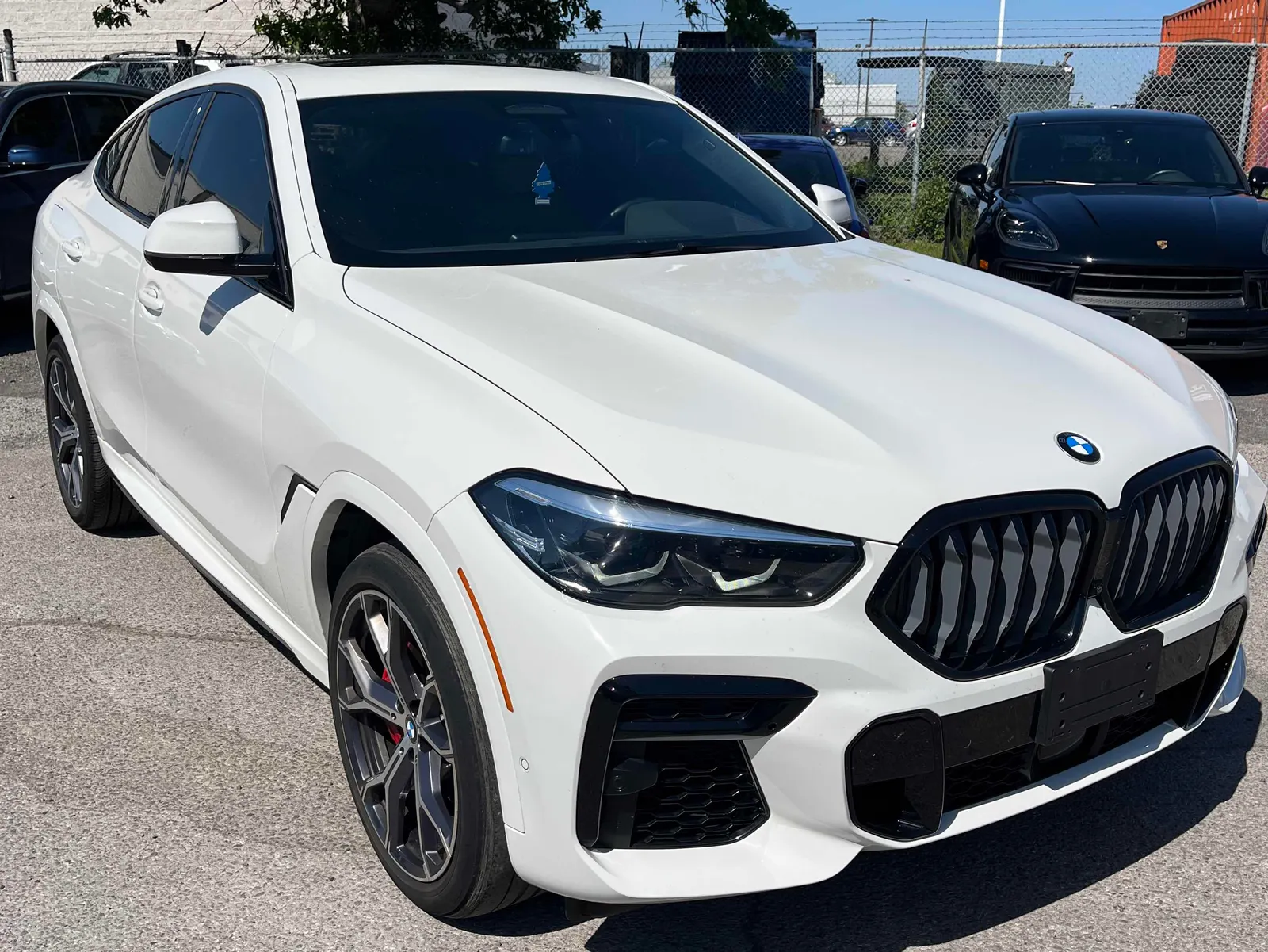 2022 BMW X6