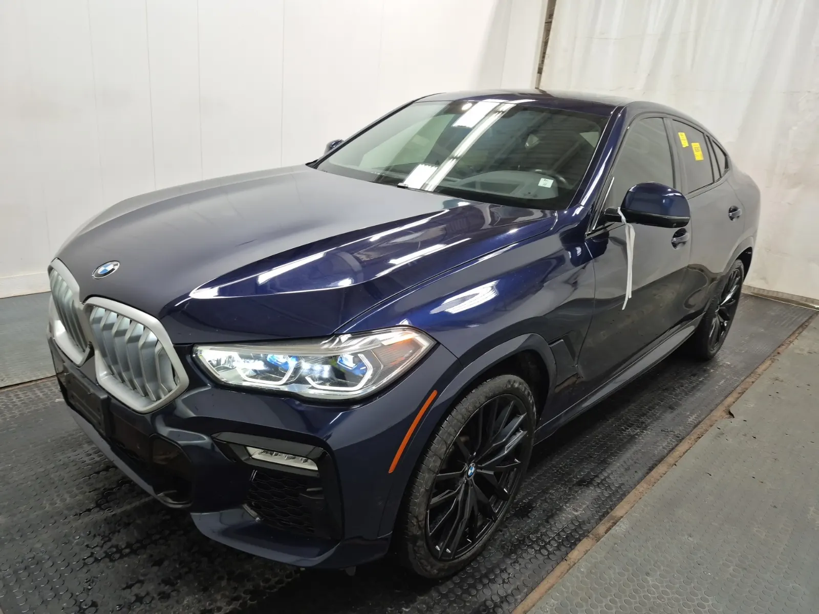 2021 BMW X6
