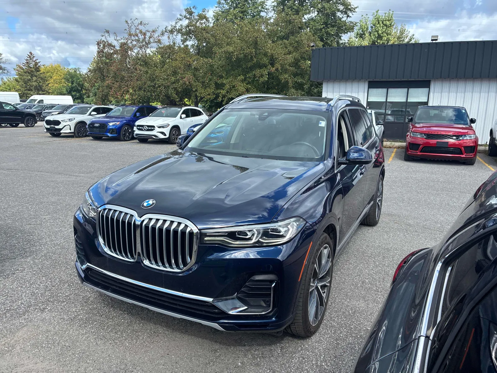 2022 BMW X7