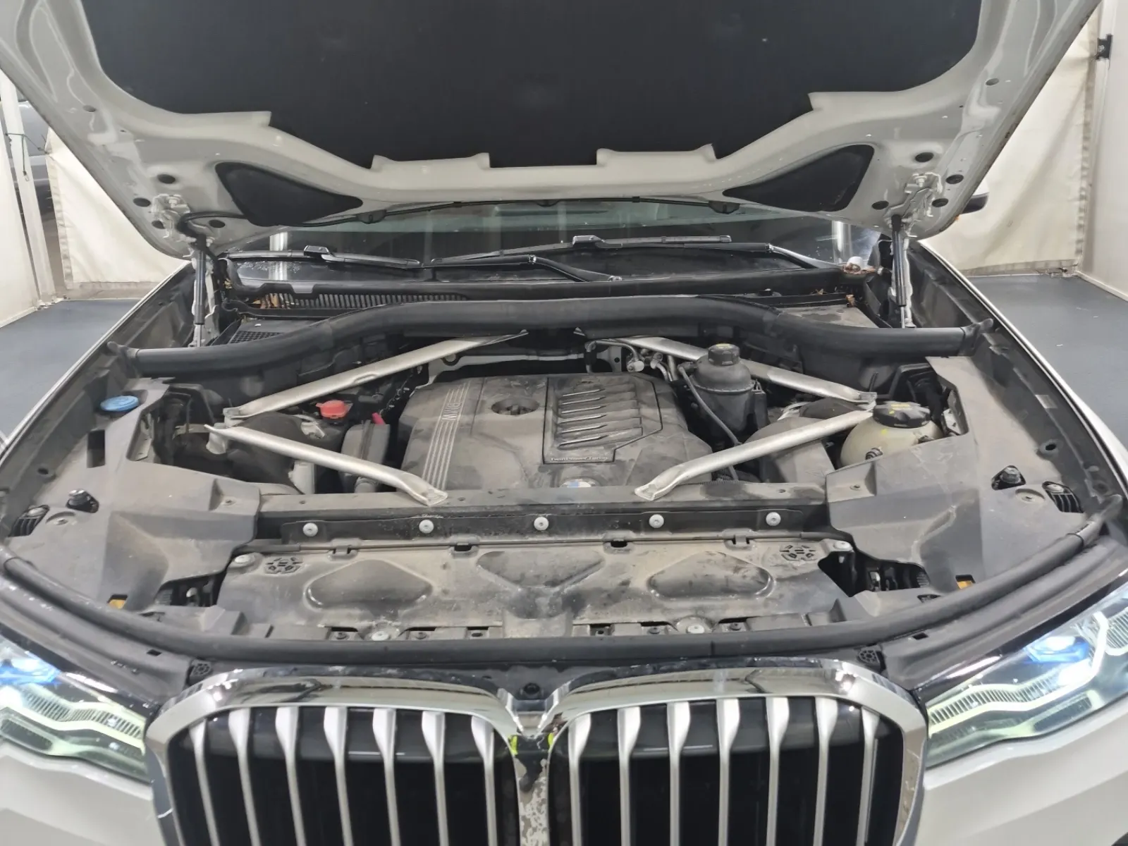 Engine Photo