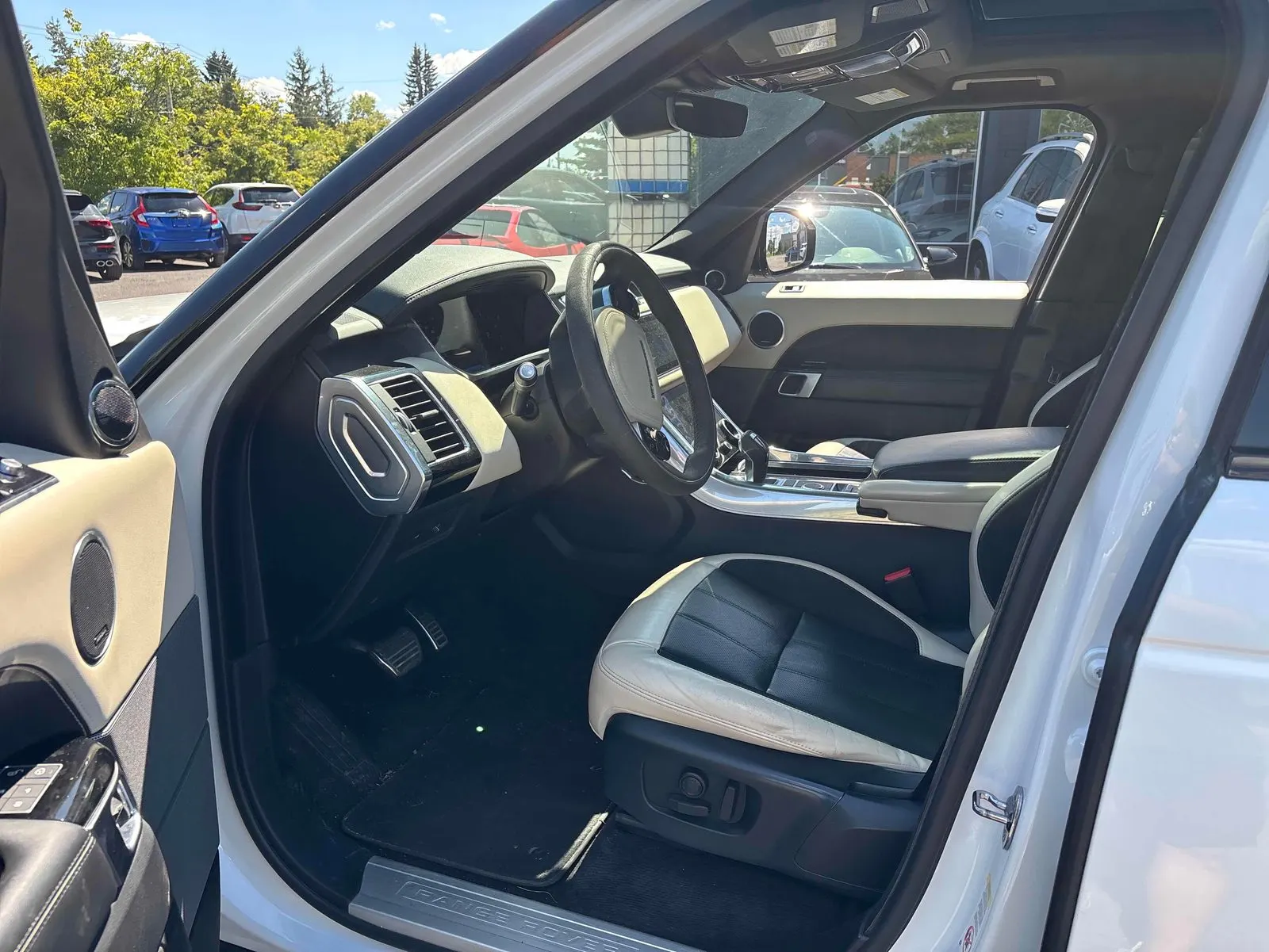 Interior driver side