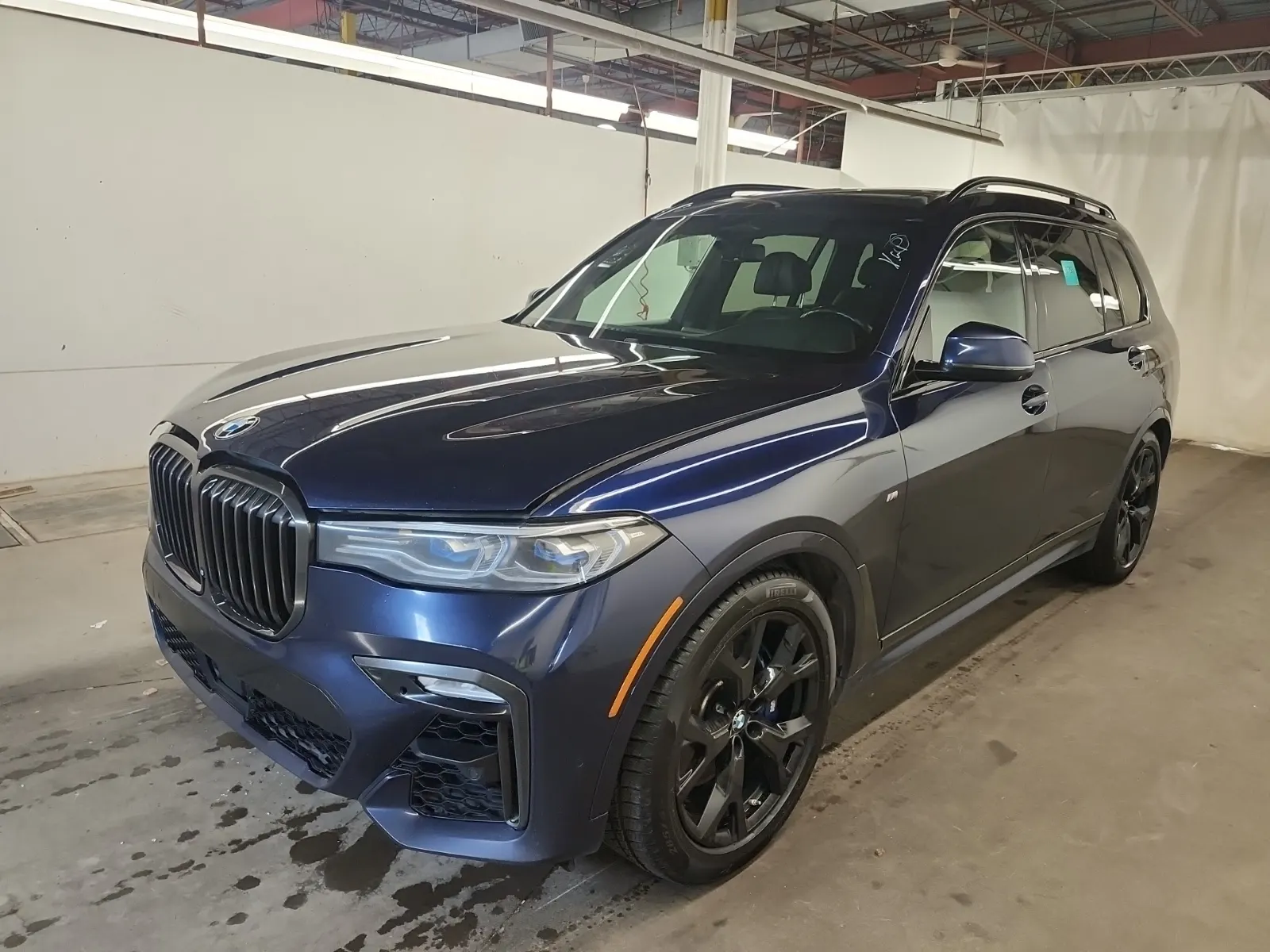 2021 BMW X7