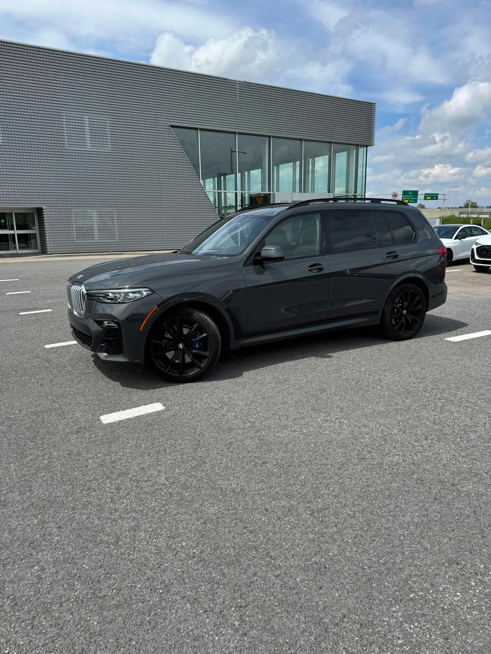 2022 BMW X7