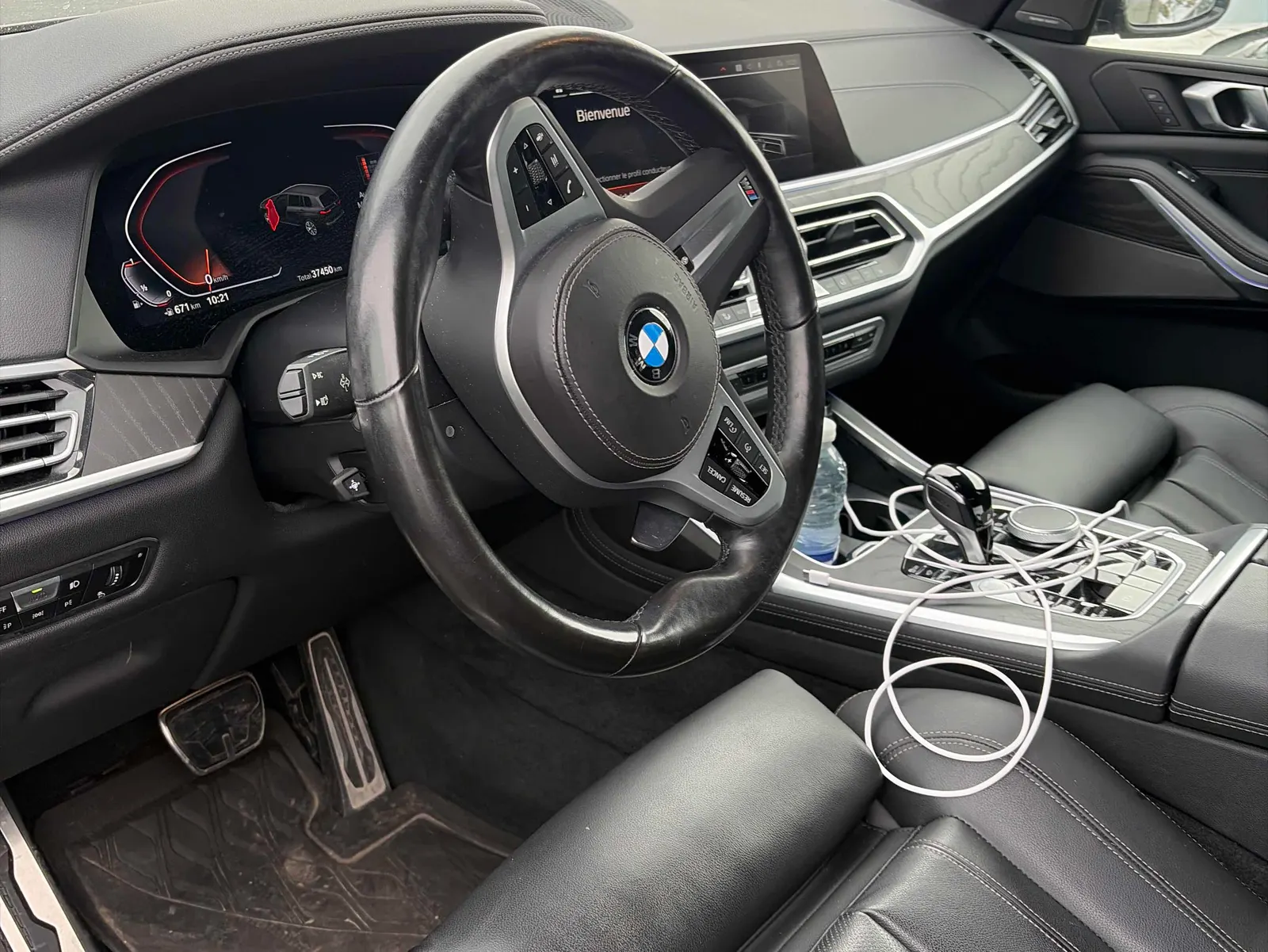 Interior driver side