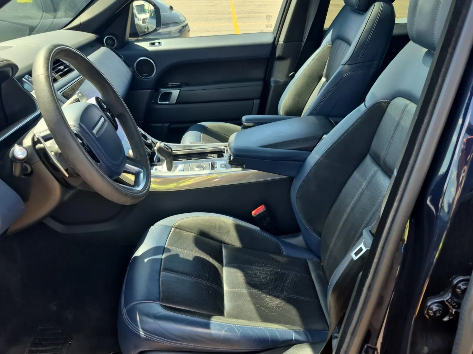 Front Interior Photo