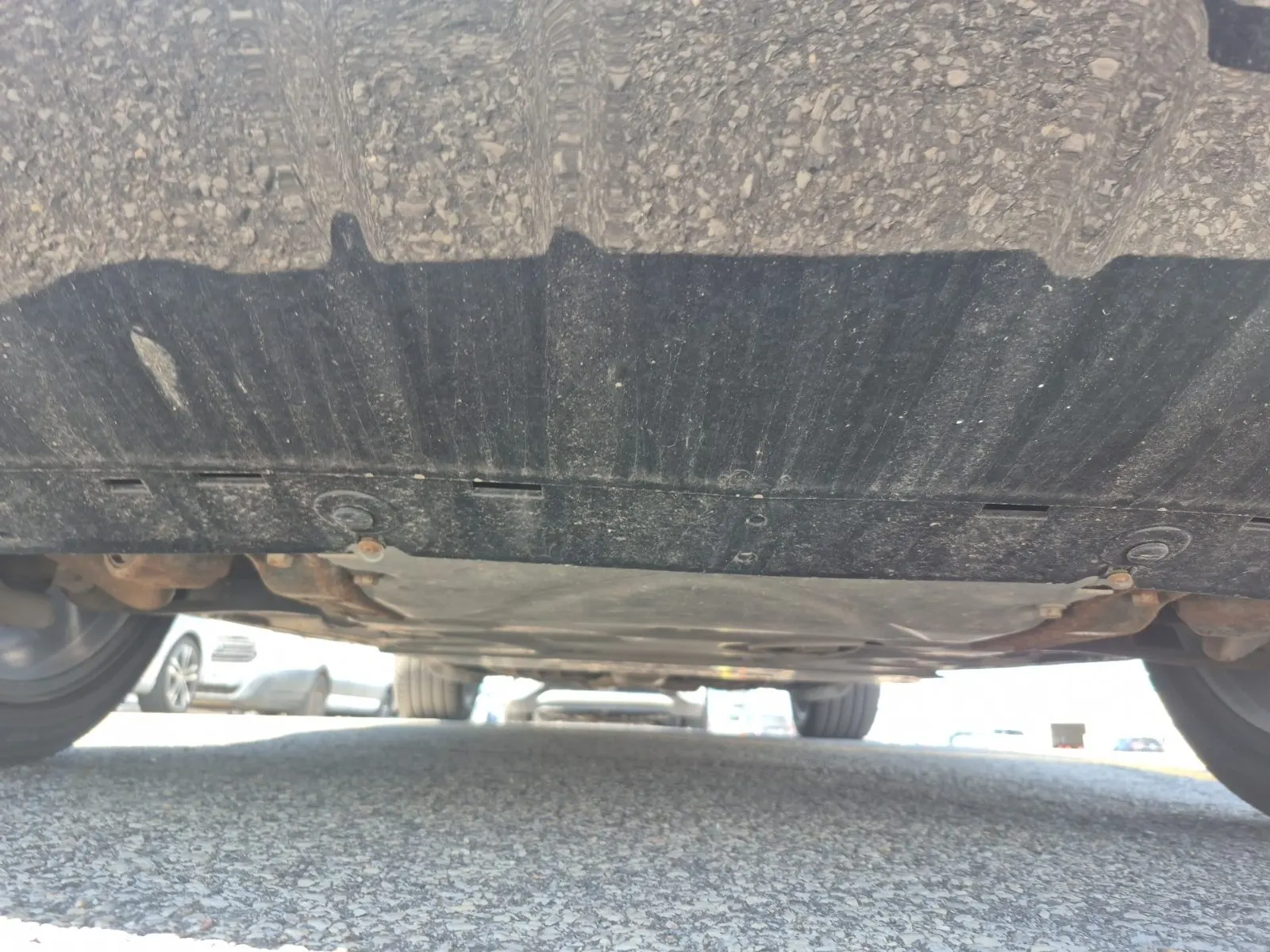 Undercarriage - Front Photo