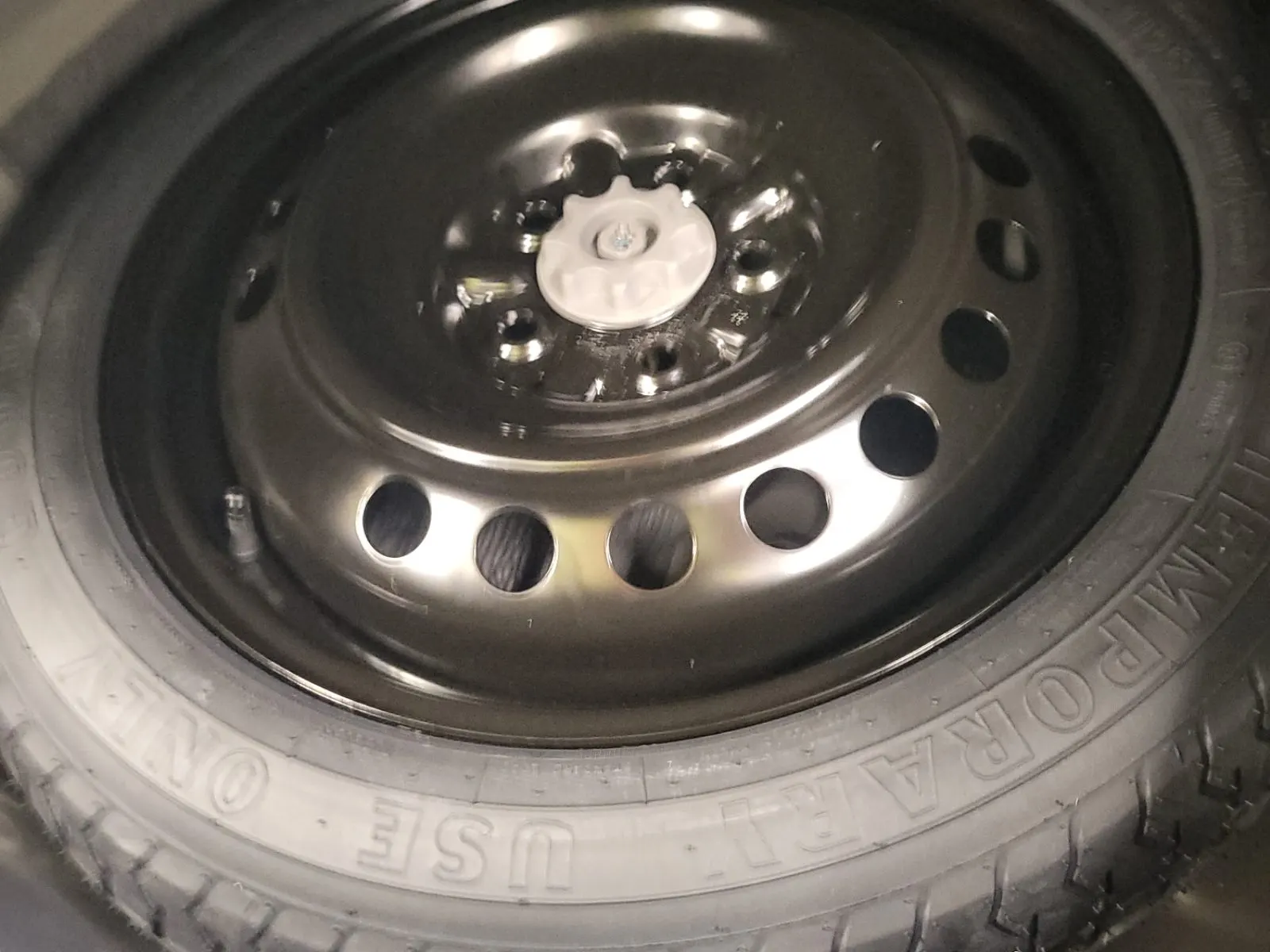 Spare Tire & Wheel Photo