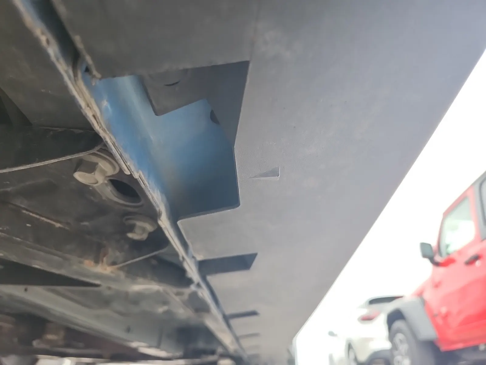 Undercarriage - Passenger Photo