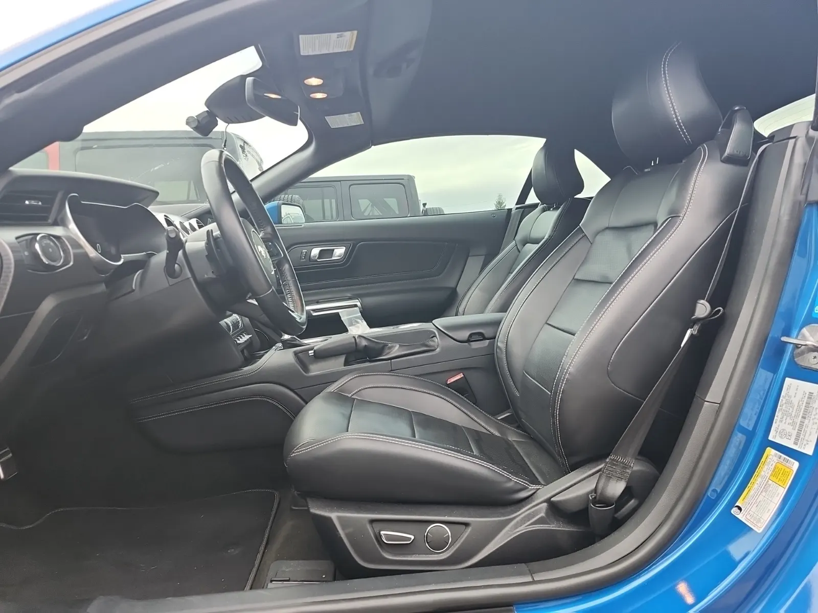 Front Interior Photo