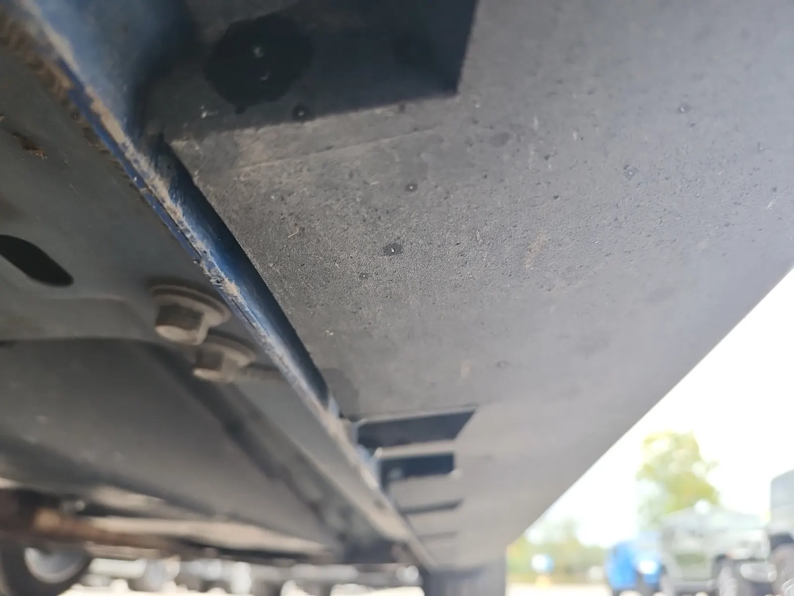 Undercarriage - Driver Photo