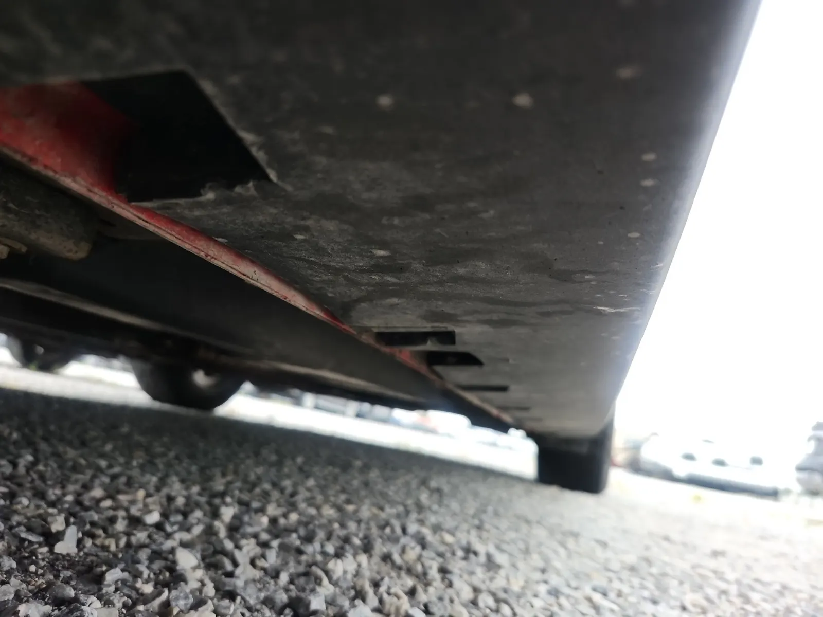 Undercarriage - Driver Photo