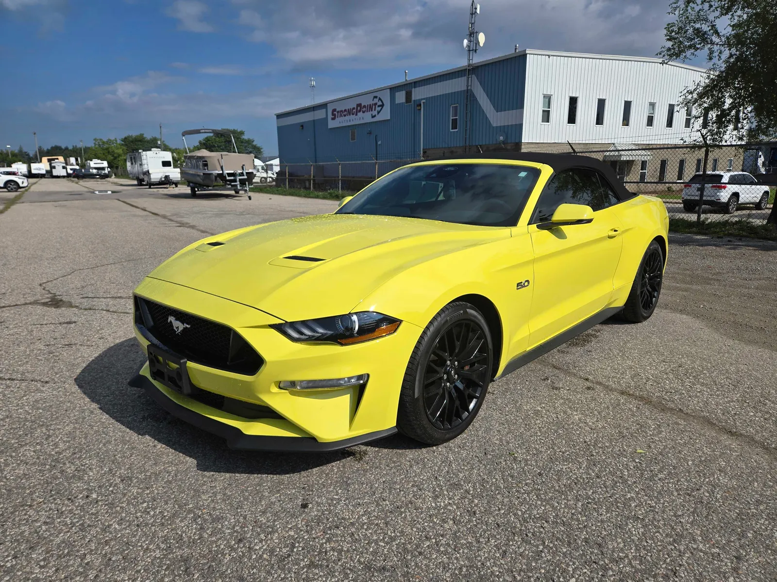 3/4 Front (Main image)