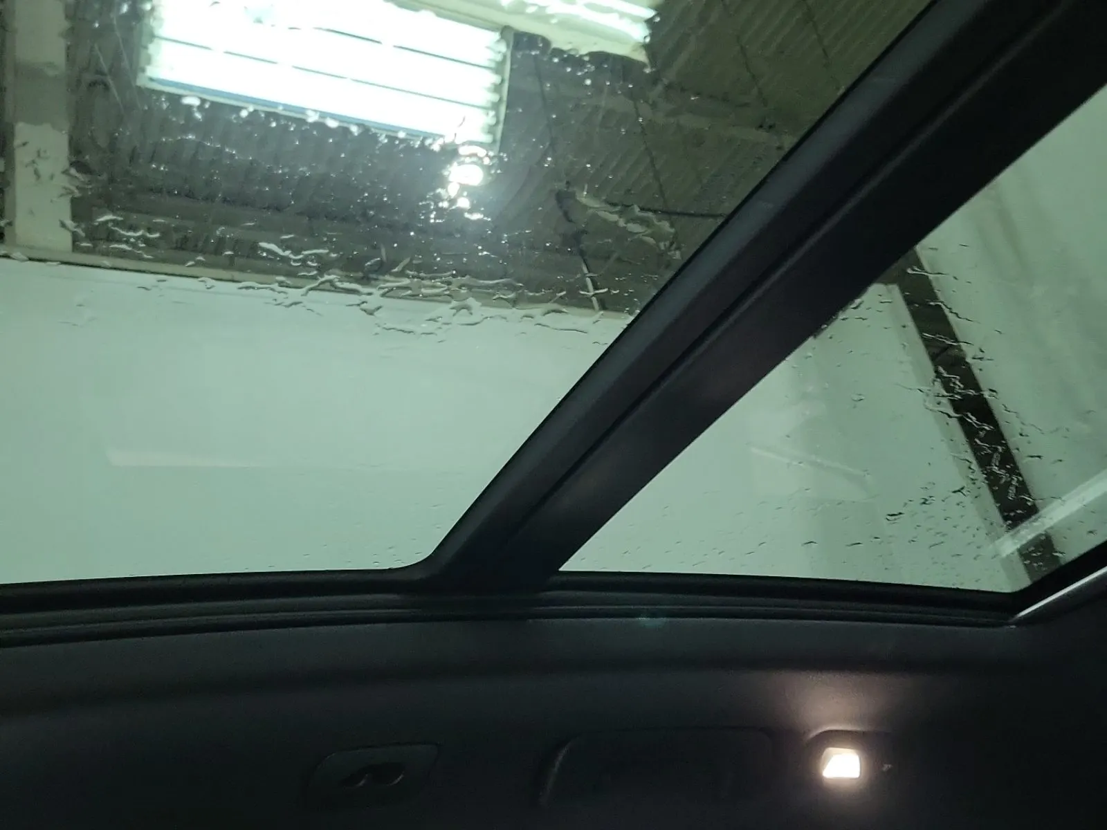 Interior Roof Photo