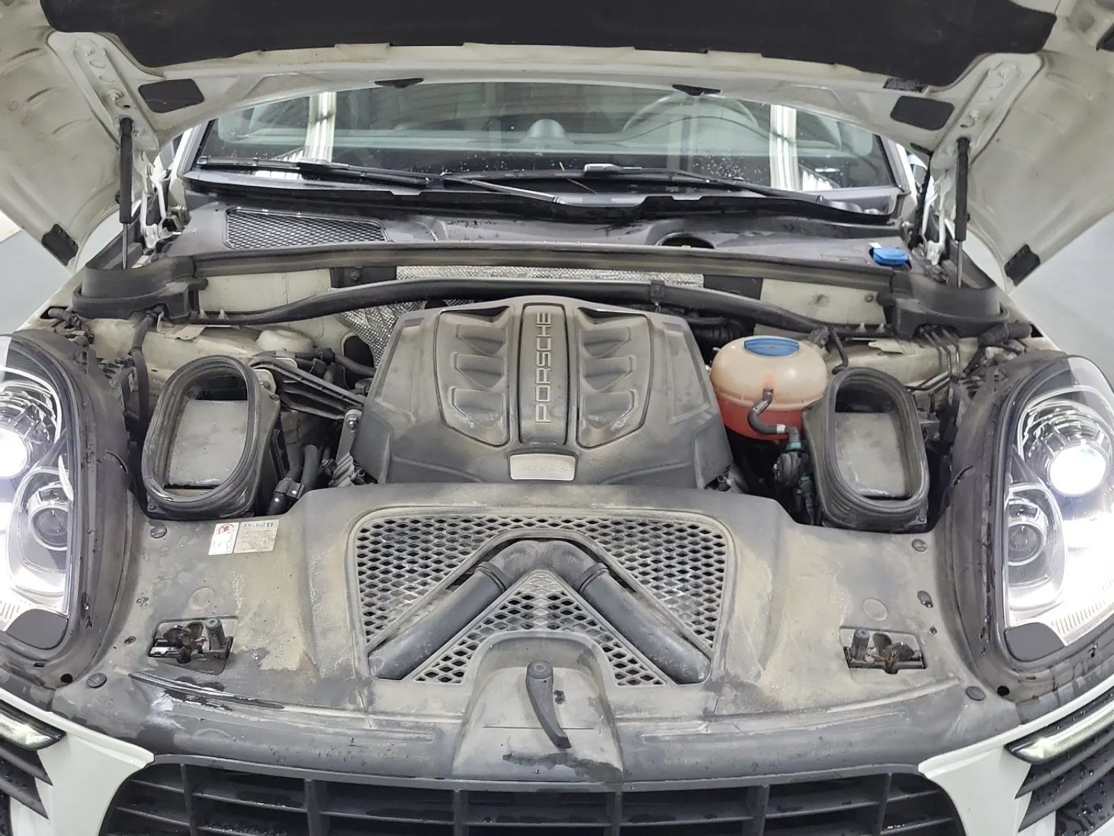 Engine Photo