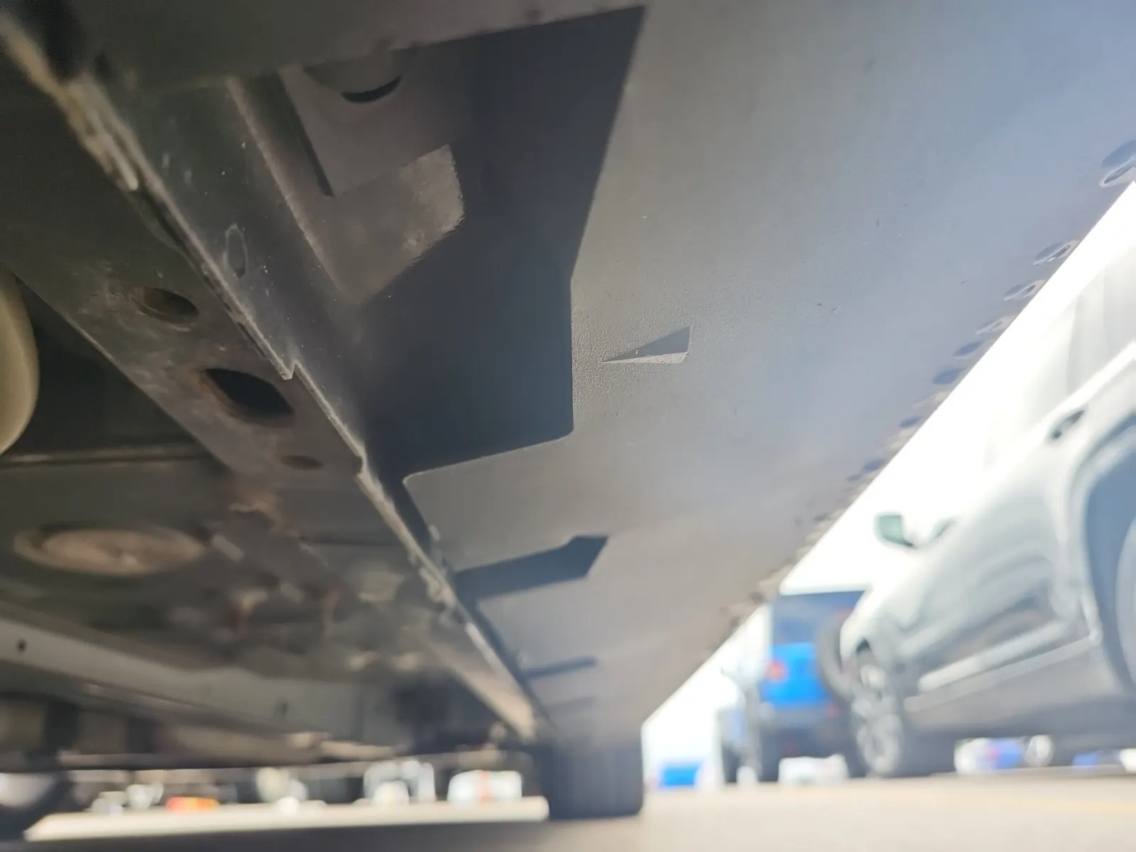 Undercarriage - Passenger Photo