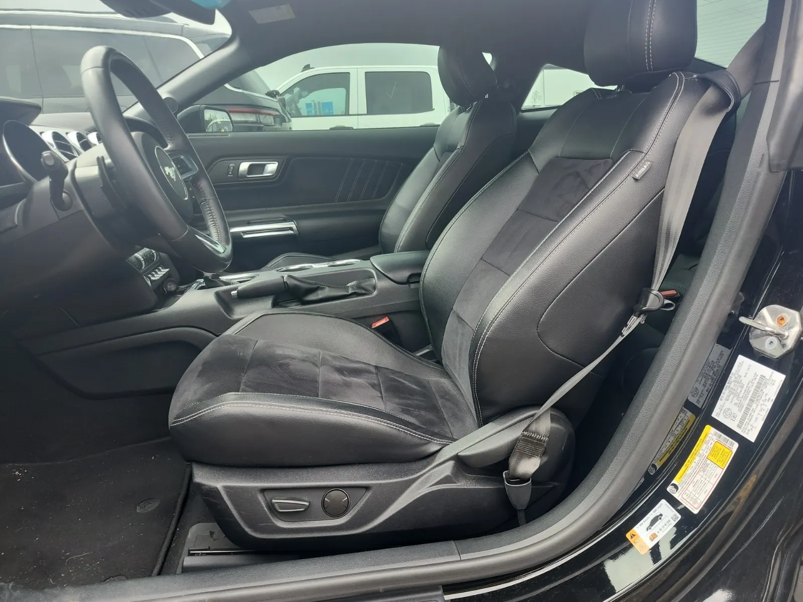 Front Interior Photo