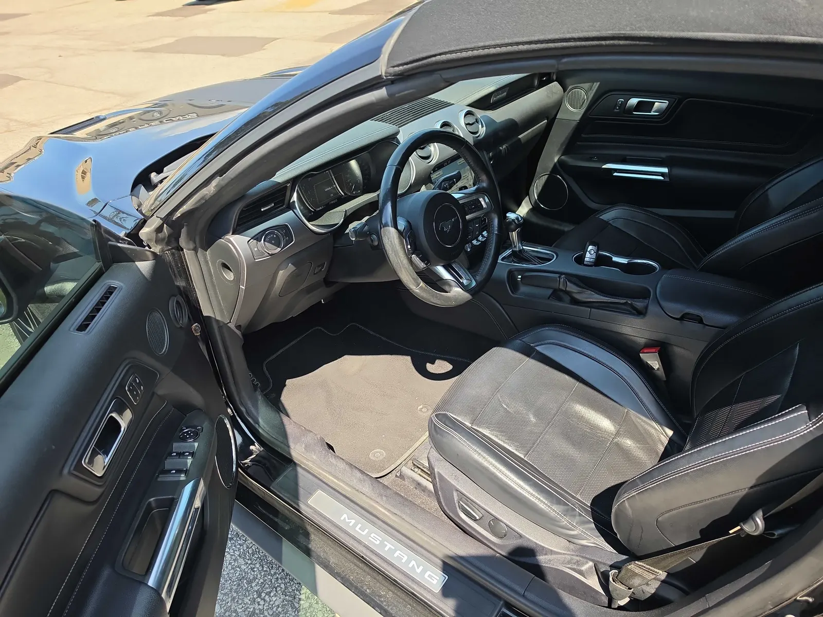Interior driver side