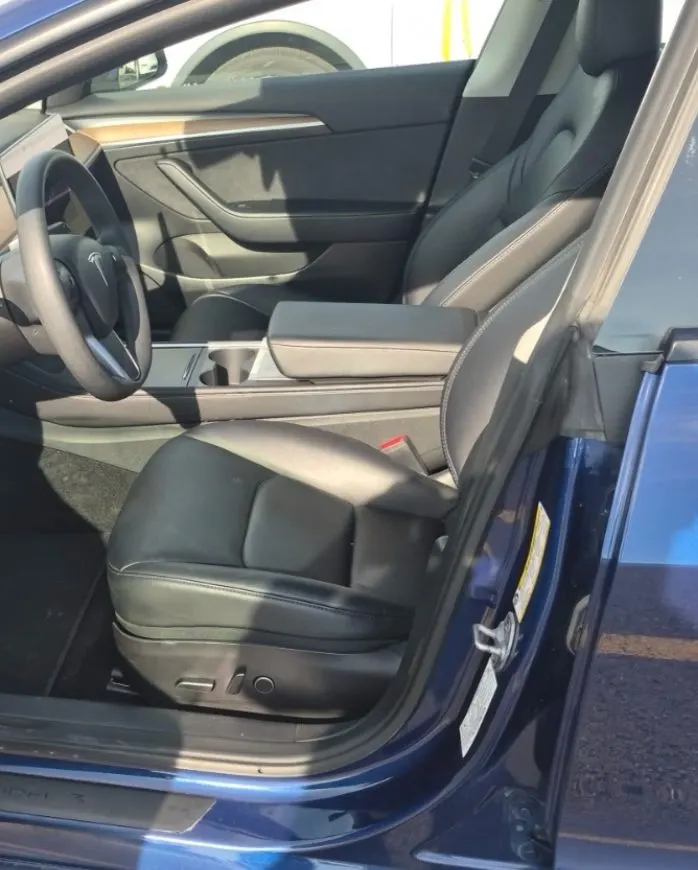 Interior driver side