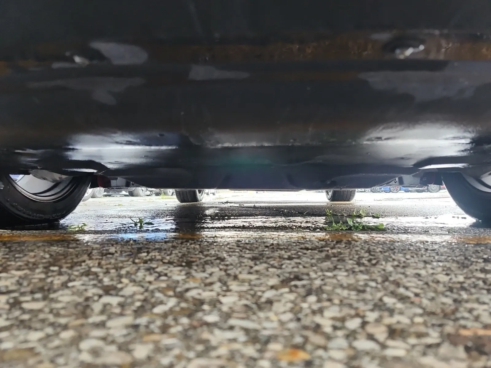 Undercarriage - Front Photo