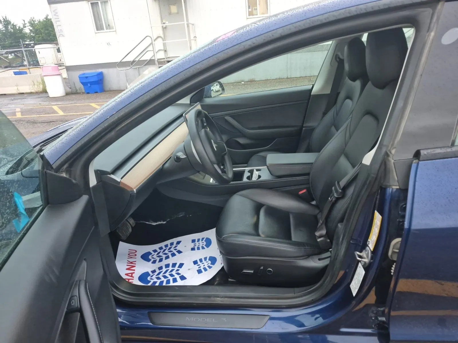 Front Interior Photo