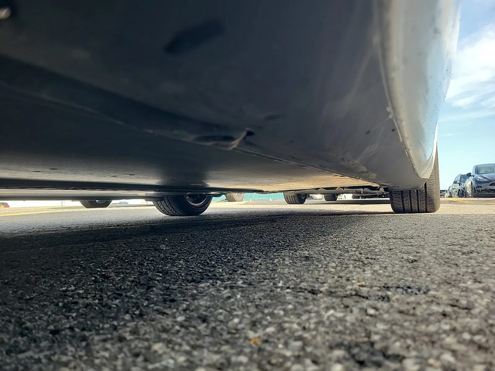 Undercarriage - Driver Photo