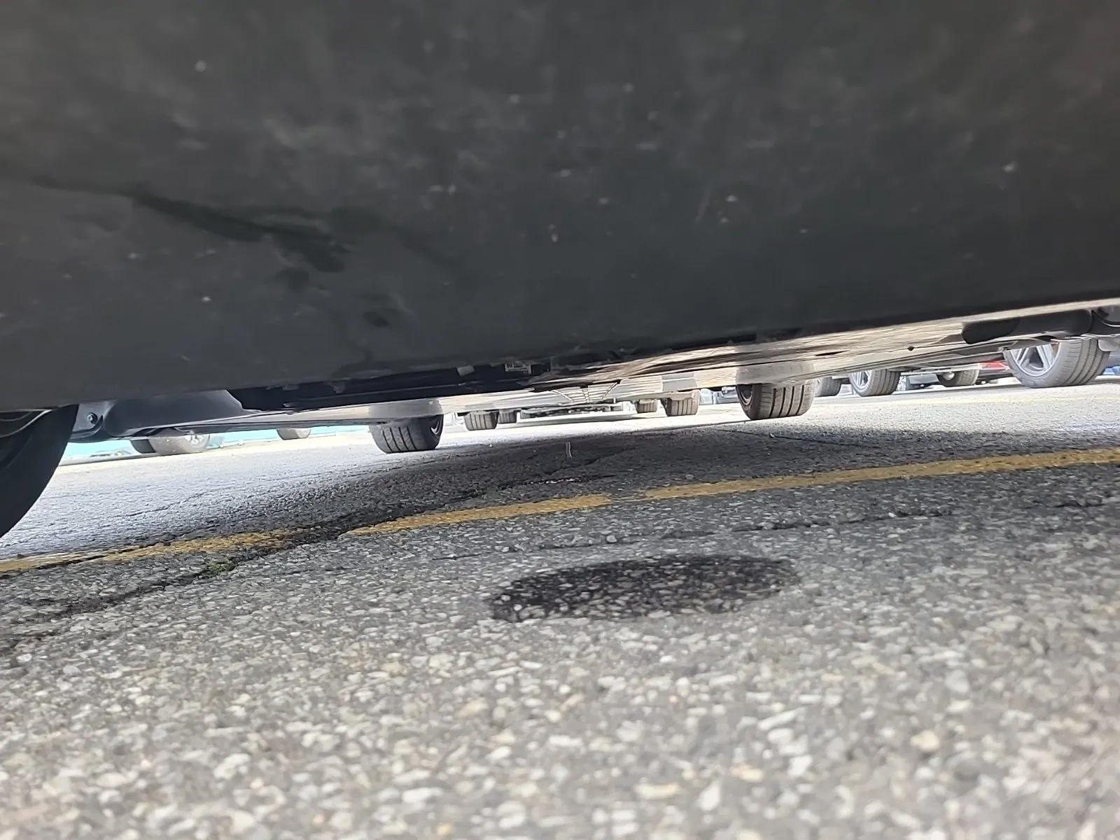 Undercarriage - Front Photo