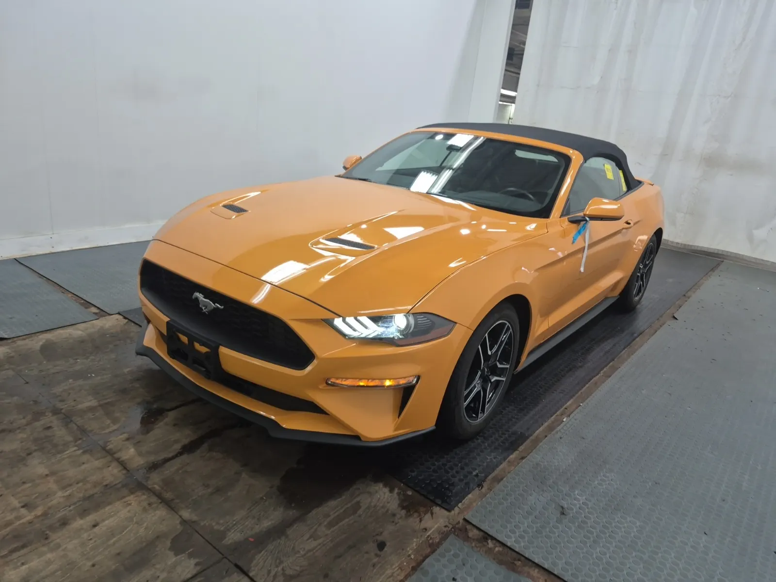 2022 Ford Mustang