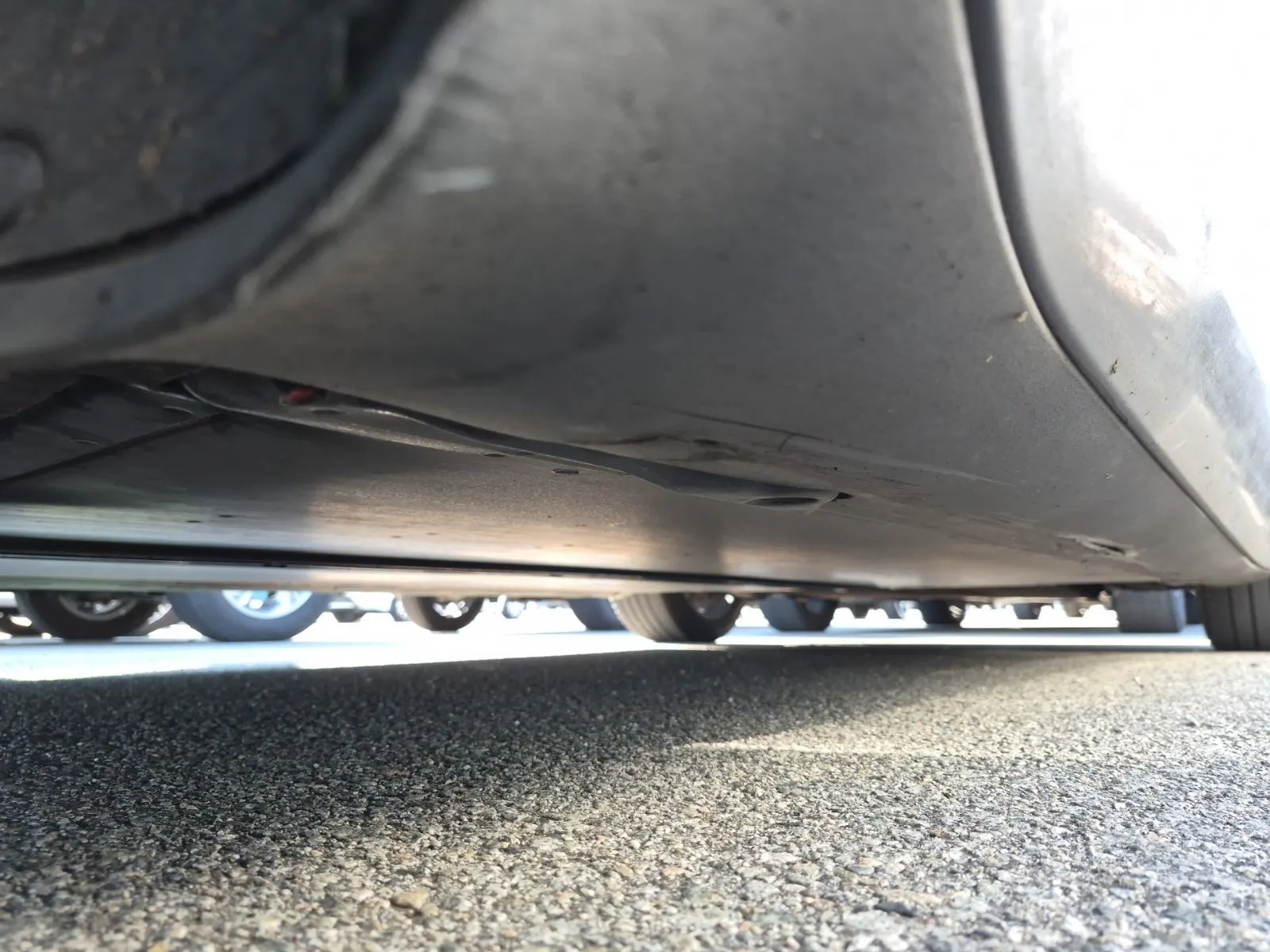 Undercarriage - Passenger Photo