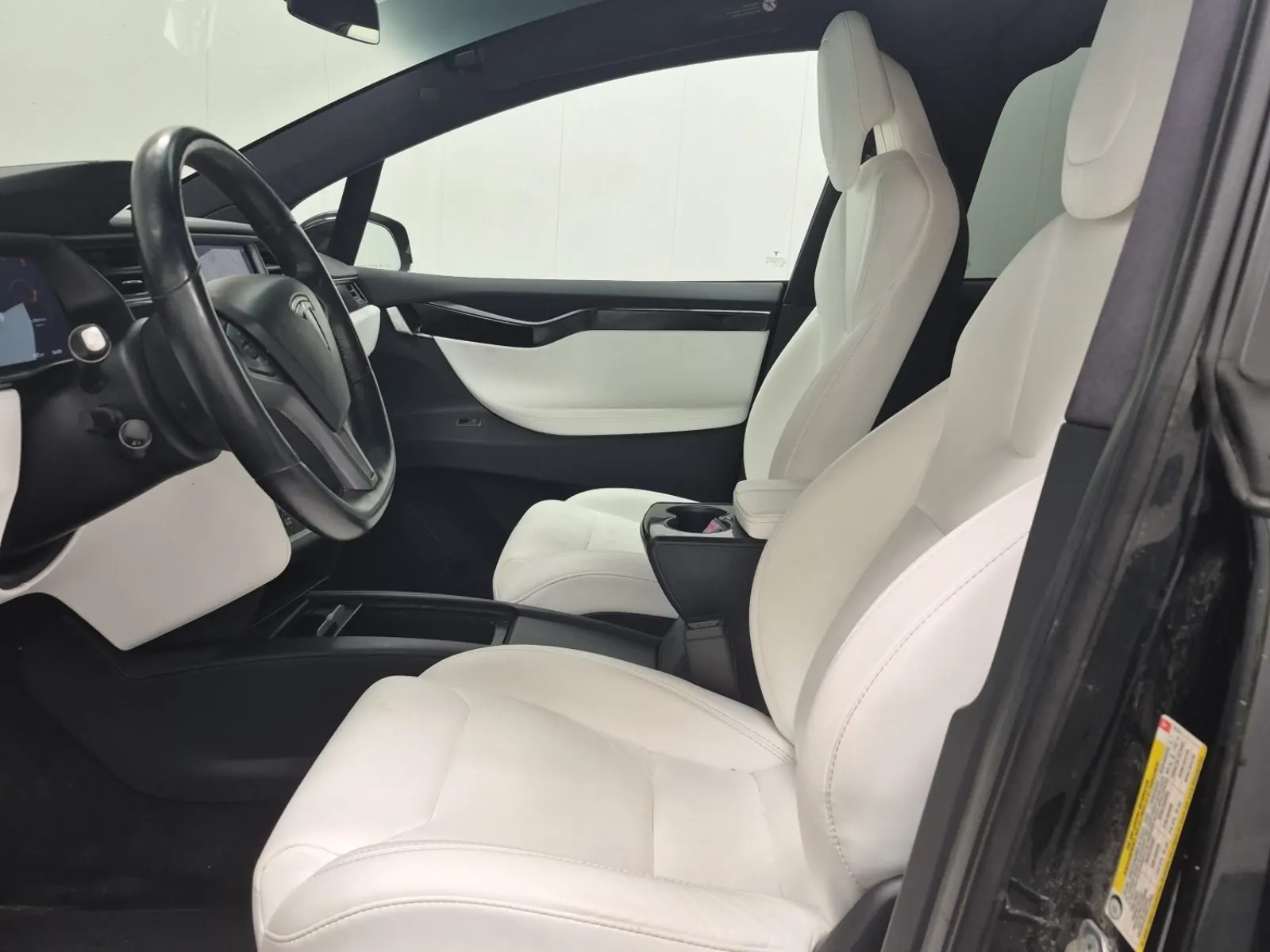 Front Interior Photo