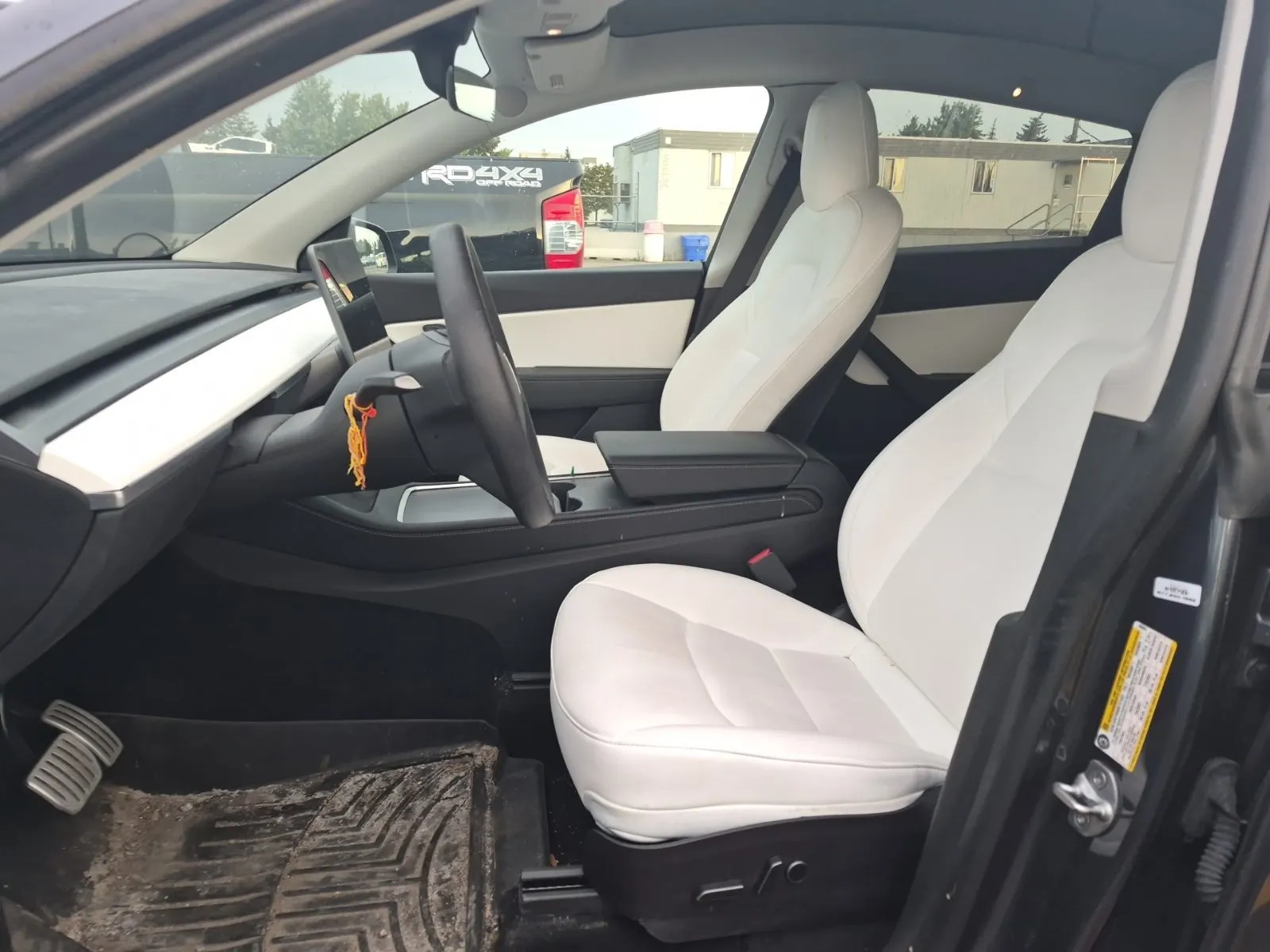 Front Interior Photo