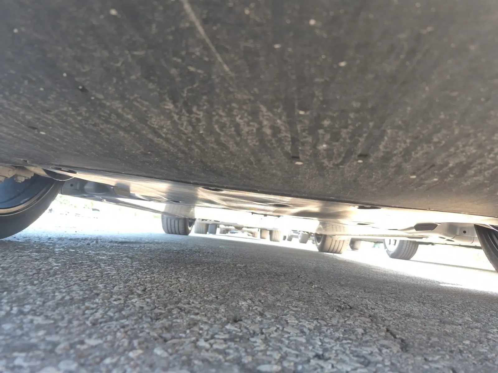 Undercarriage - Front Photo