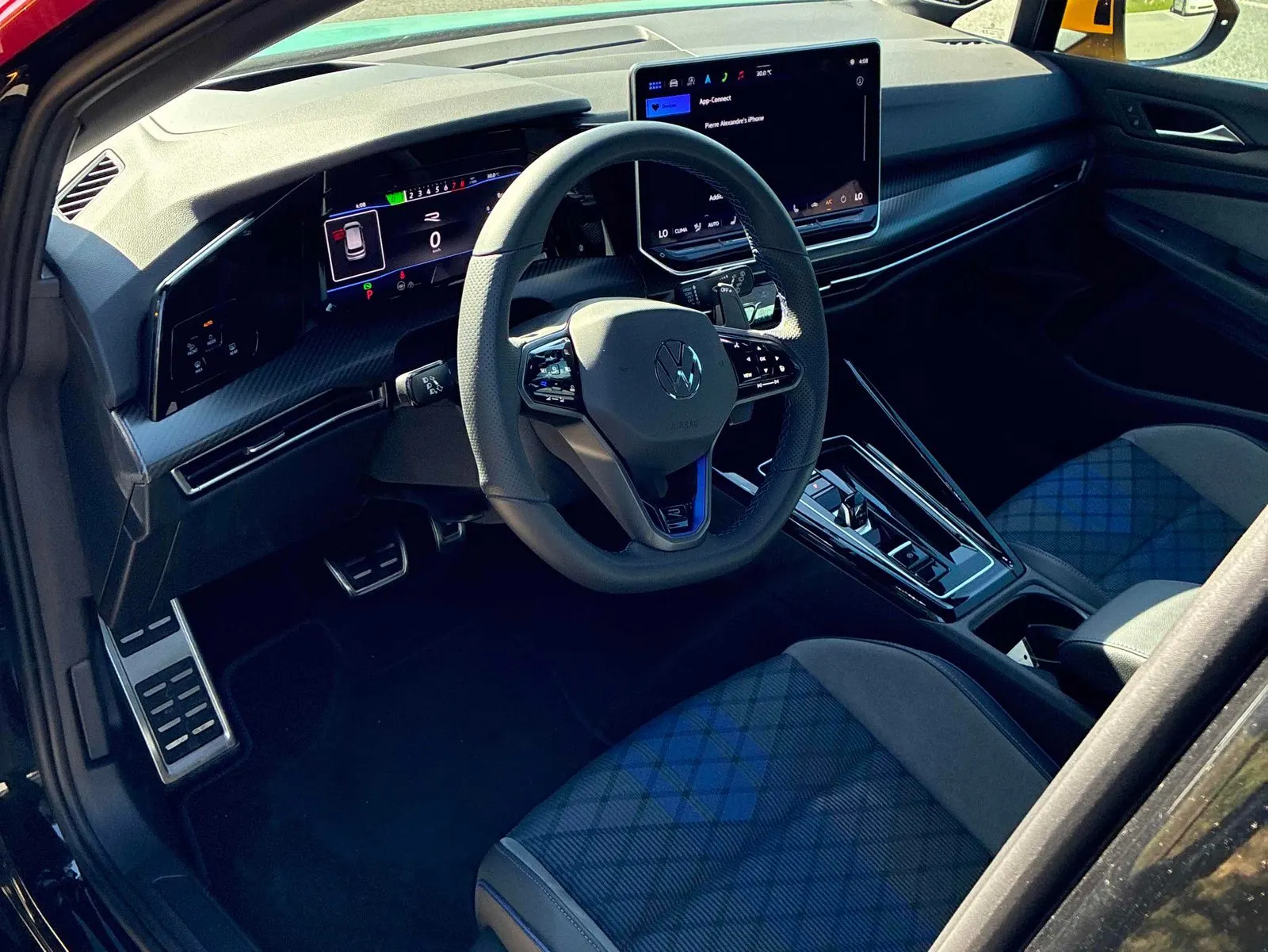 Interior driver side