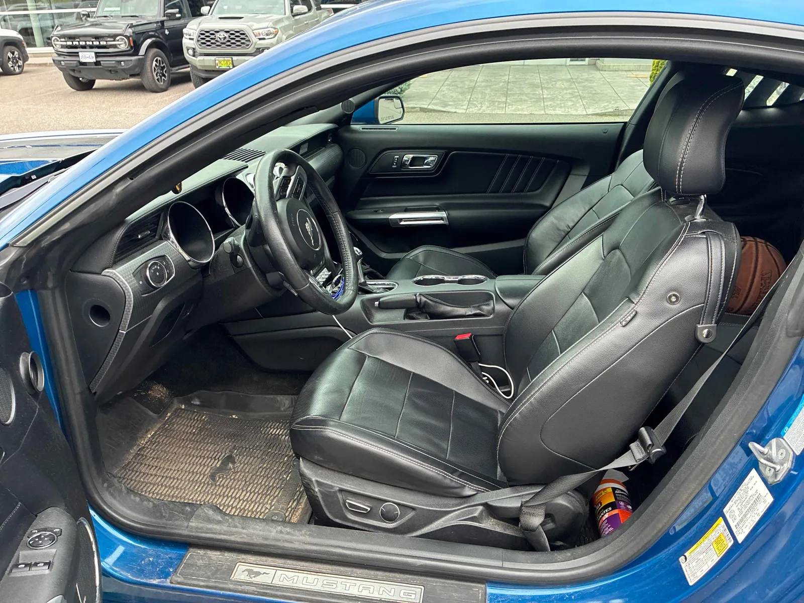 Interior driver side