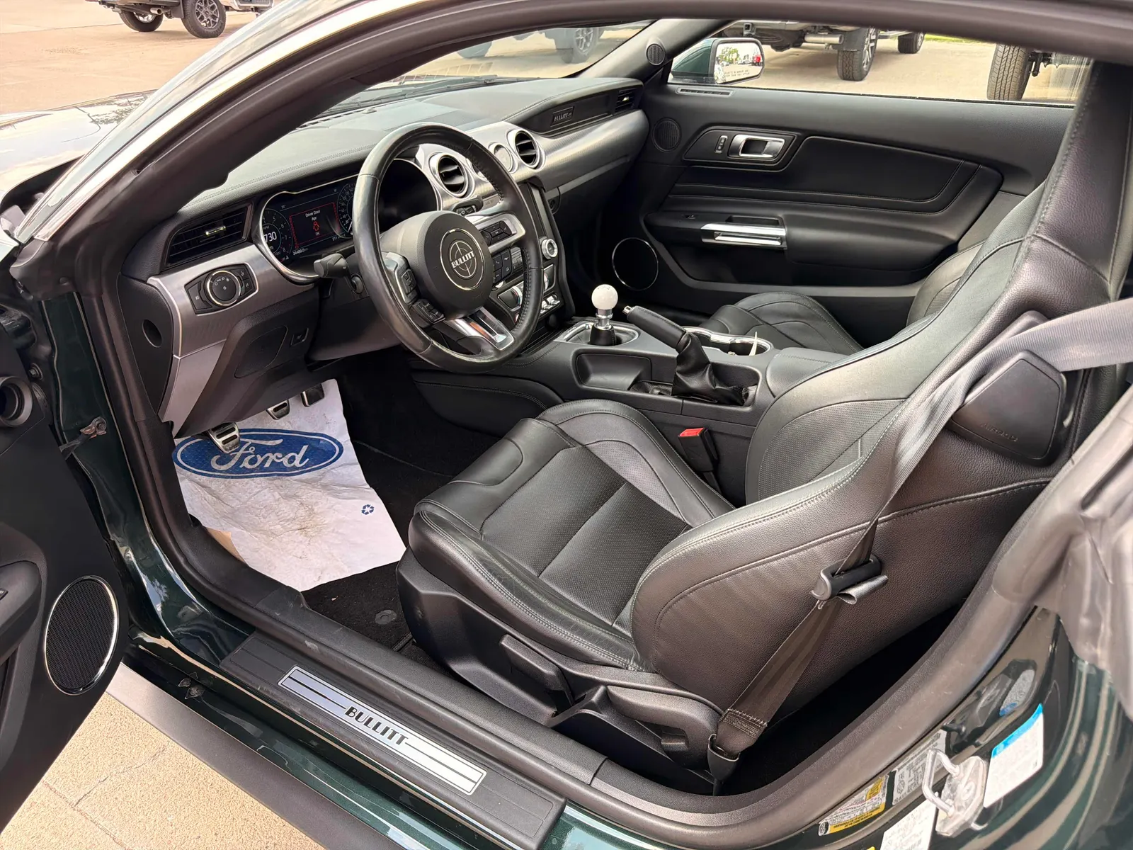 Interior driver side