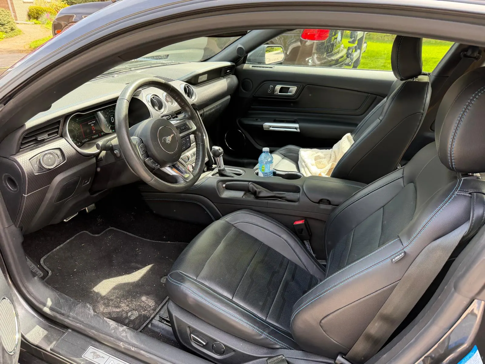 Interior driver side