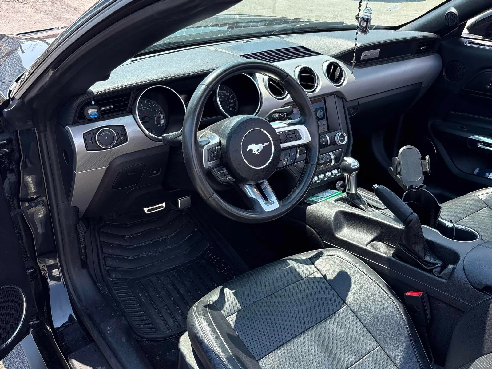 Interior driver side