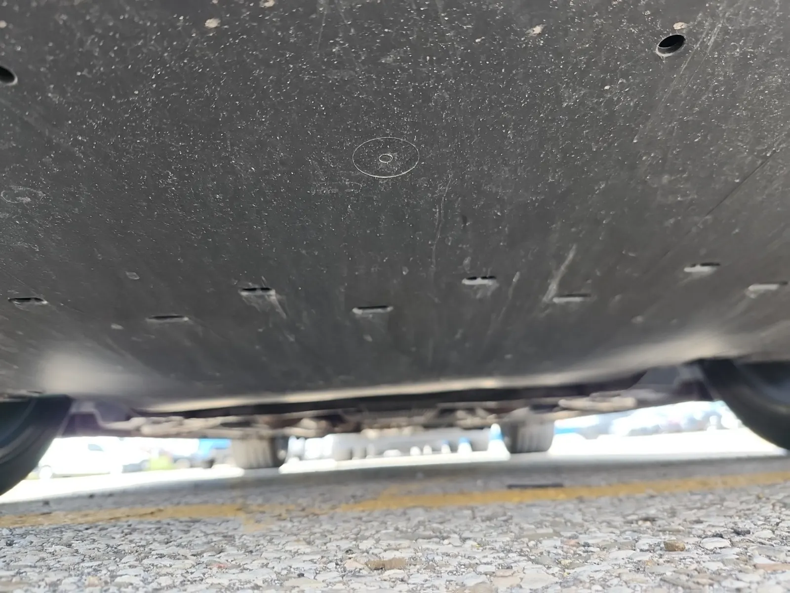 Undercarriage - Front Photo