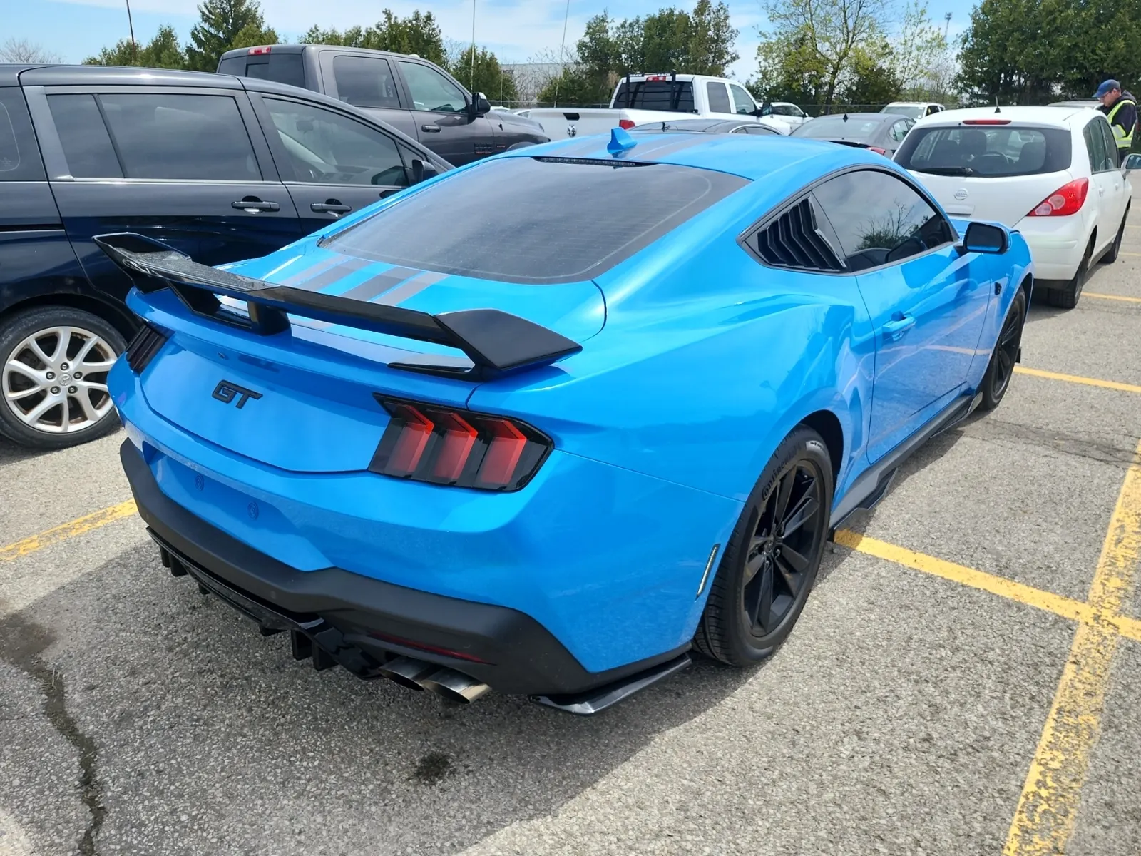 Passenger Rear 3/4 Photo