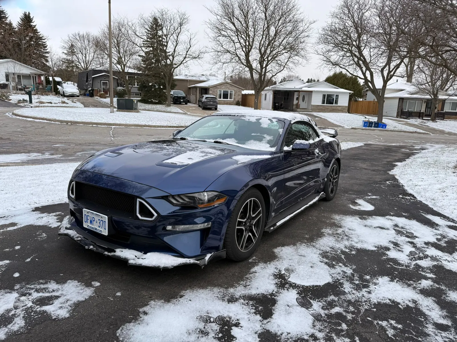 3/4 Front (Main image)