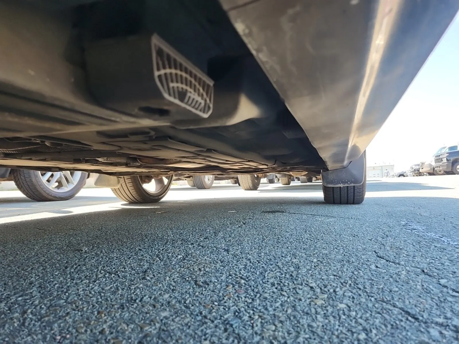 Undercarriage - Passenger Photo