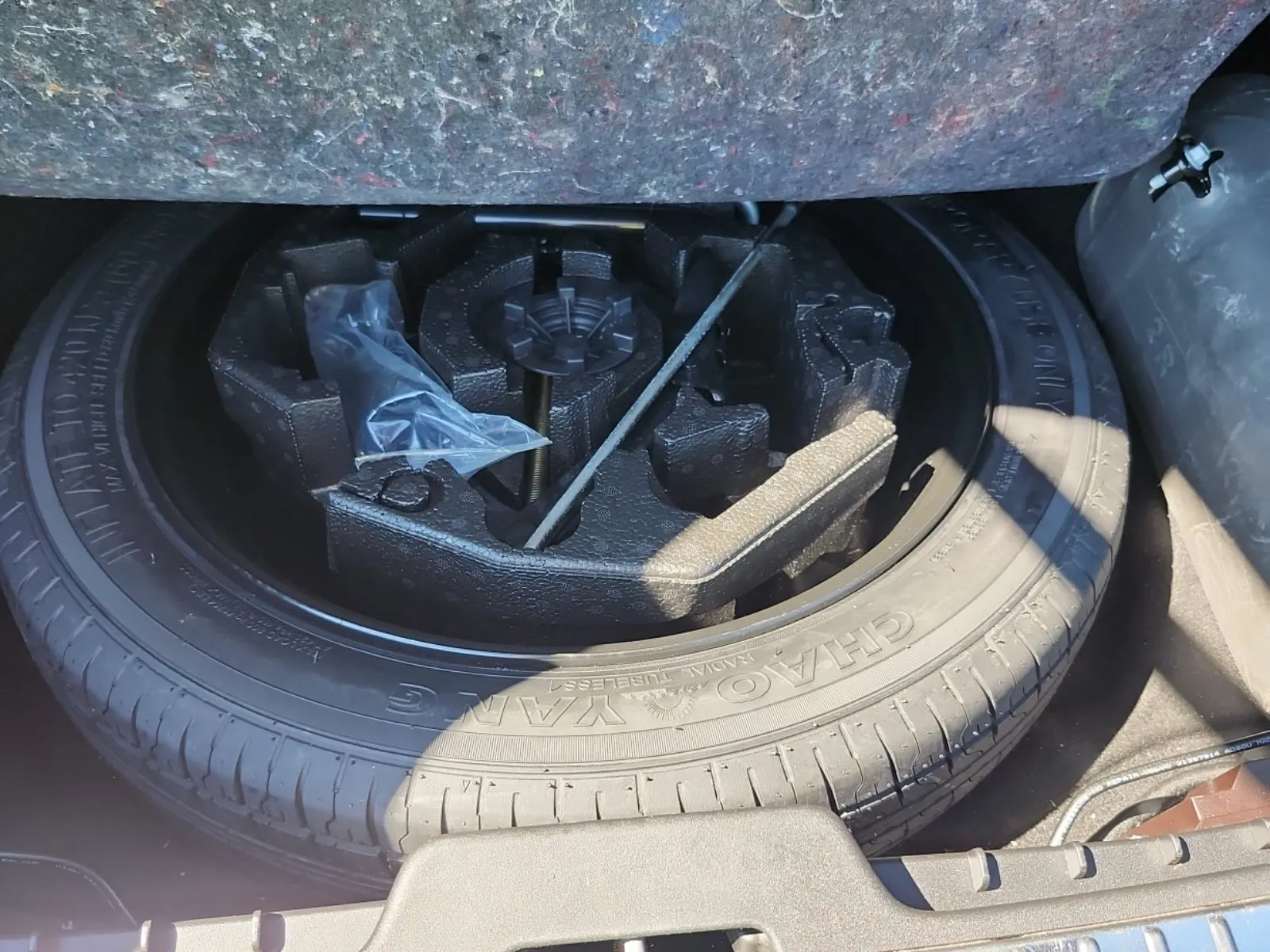 Spare Tire & Wheel Photo