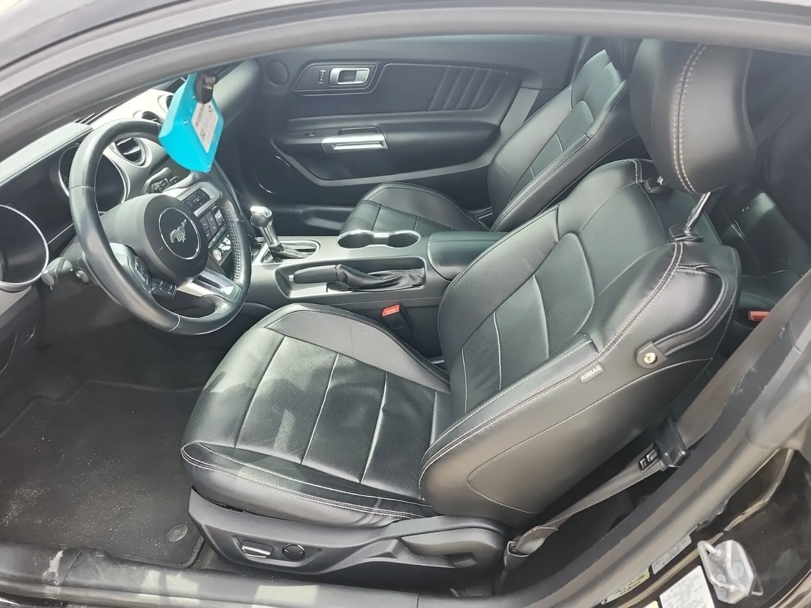 Front Interior Photo