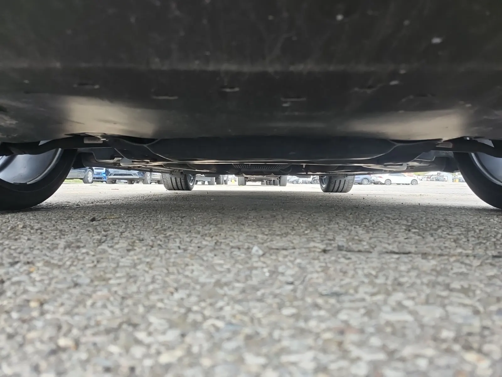 Undercarriage - Front Photo