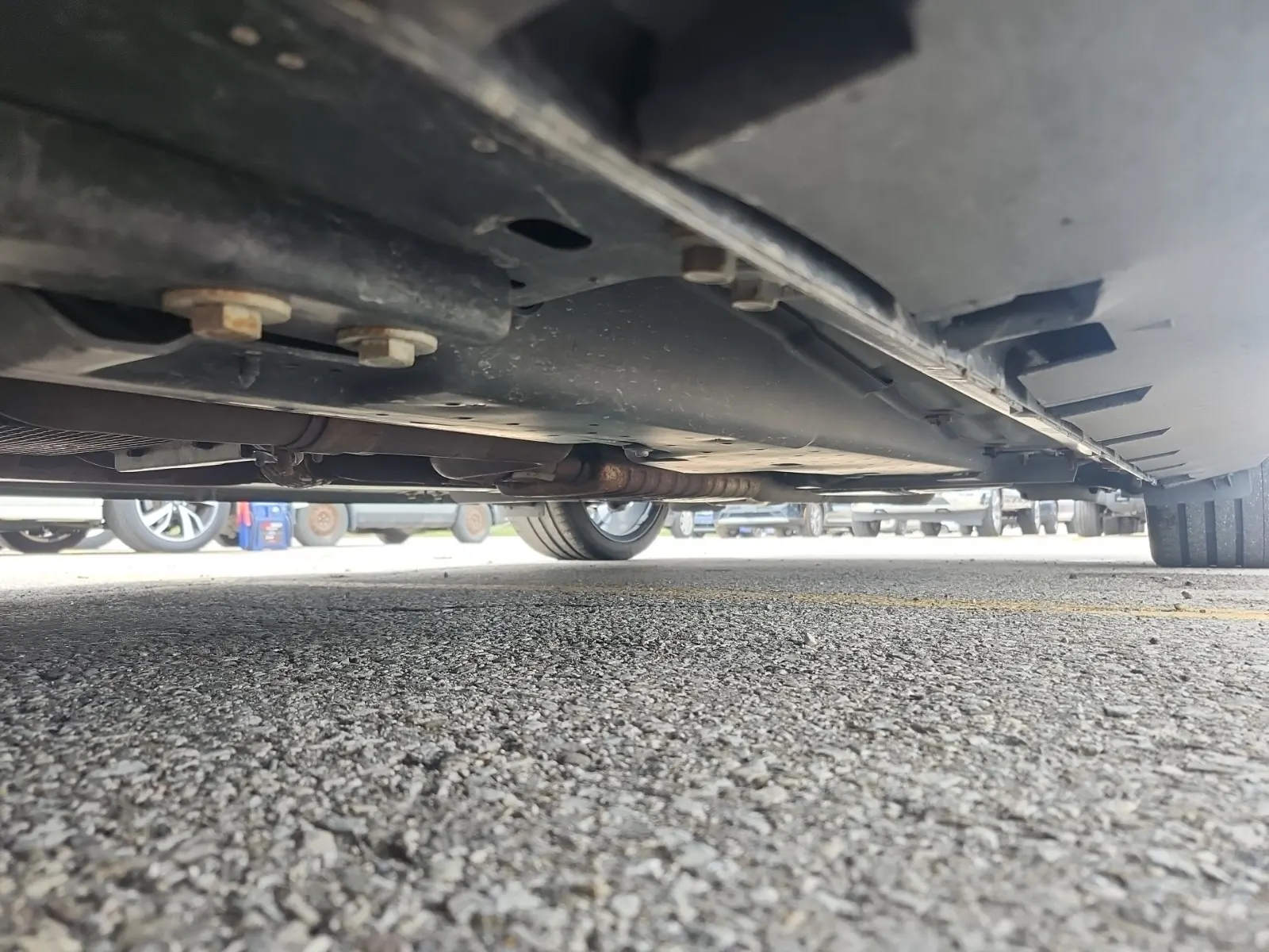 Undercarriage - Driver Photo