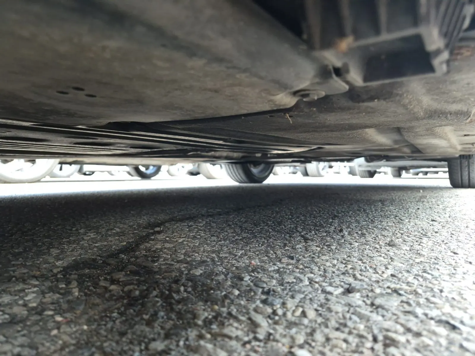 Undercarriage - Driver Photo