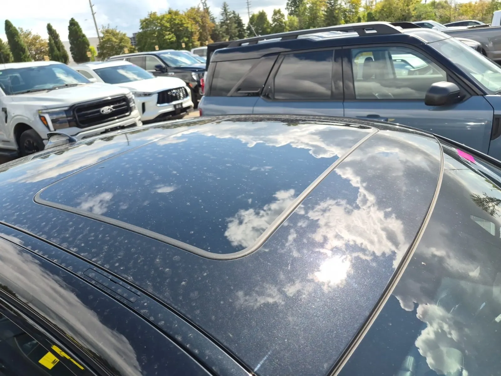 Exterior Roof Photo
