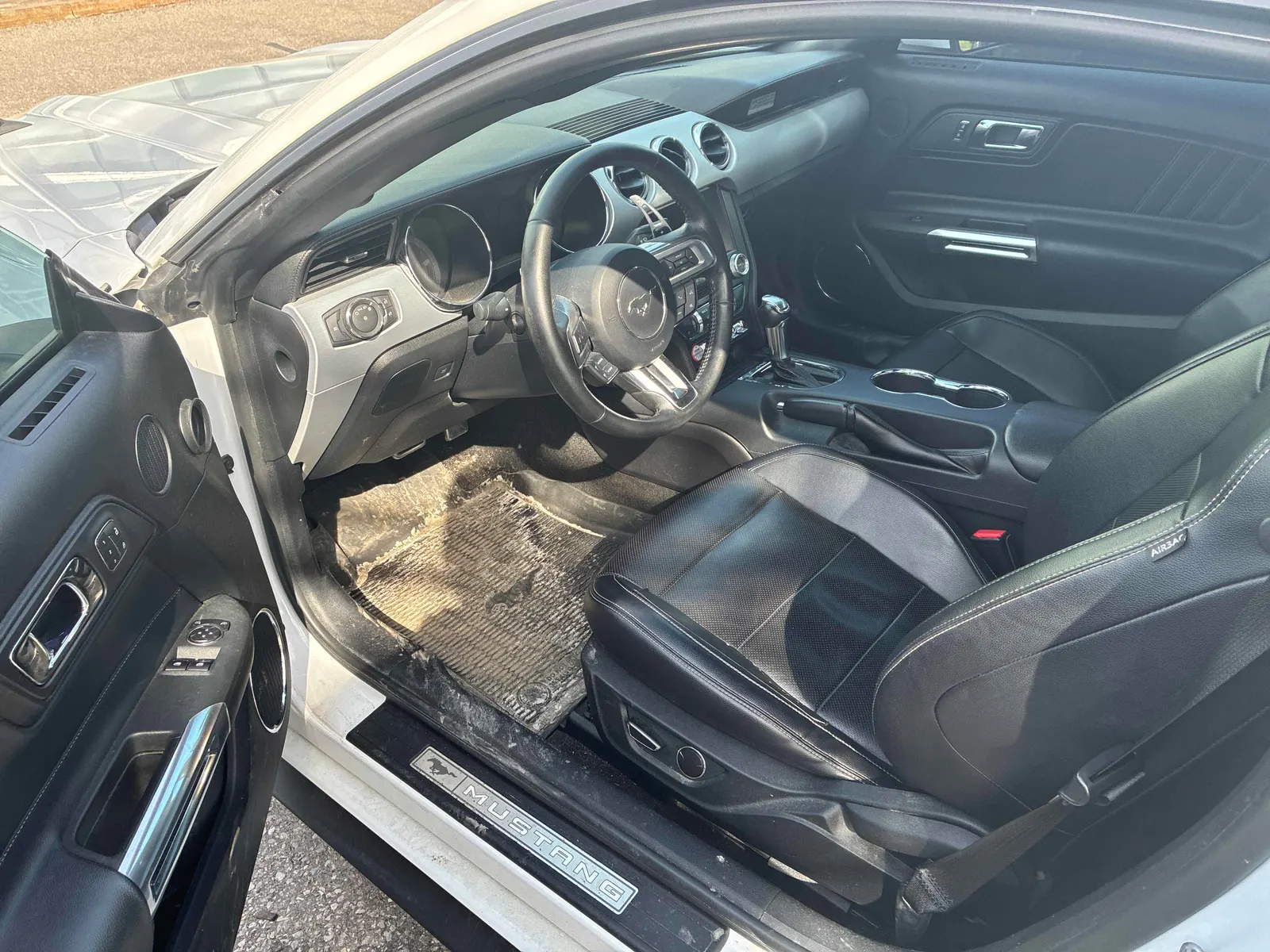 Interior driver side