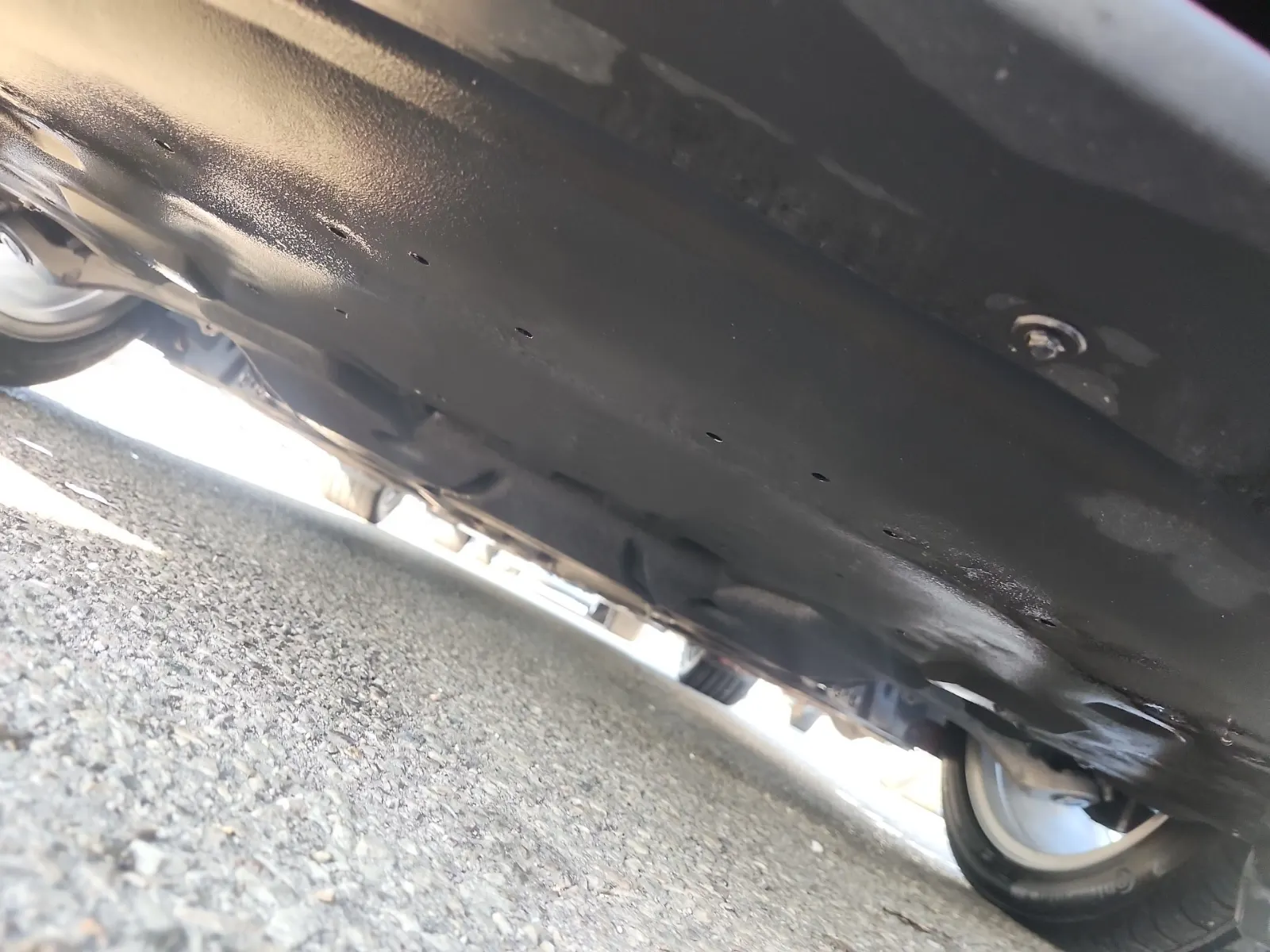 Undercarriage - Front Photo
